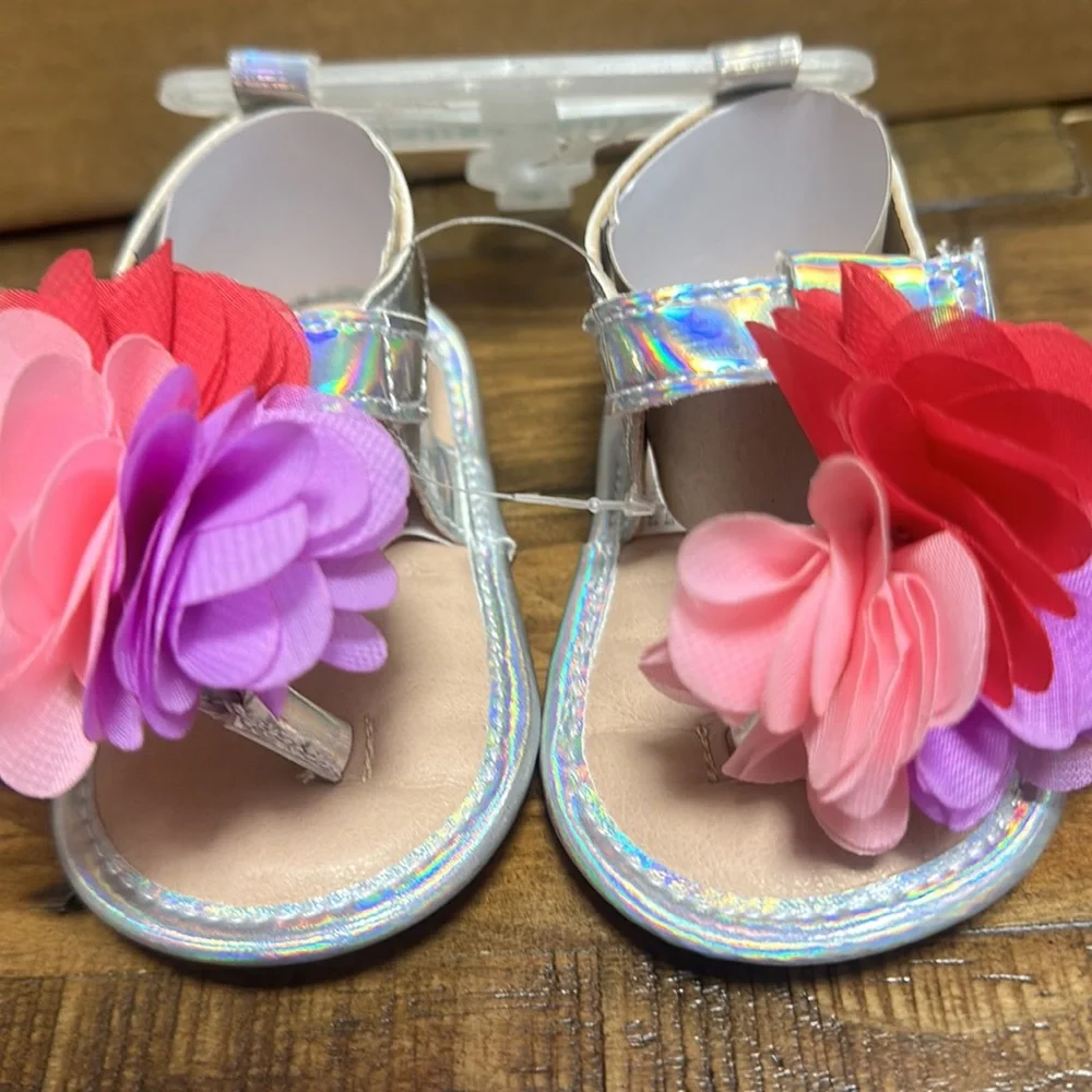 LAURA ASHLEY BABY FLOWER SANDALS: SILVER/PINK/PURPLE: NEW WITH TAGS:SZ 4